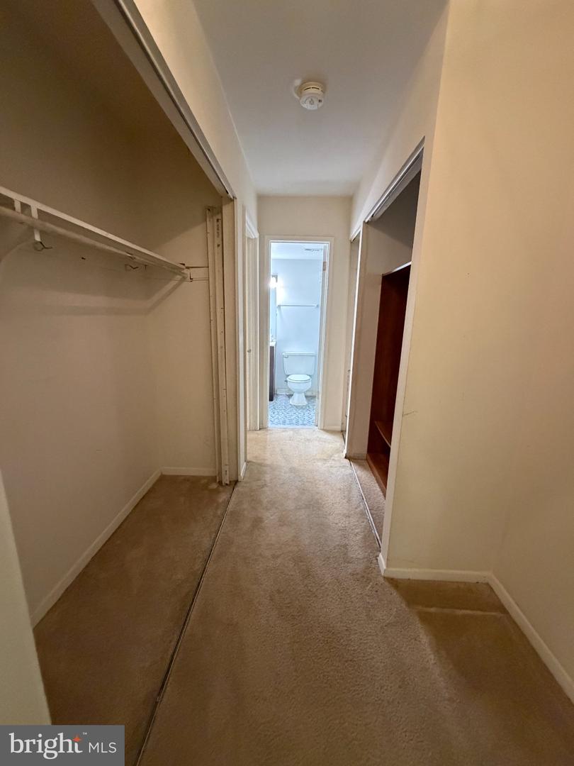 6141 Leesburg Pike #208 Property Photo 12