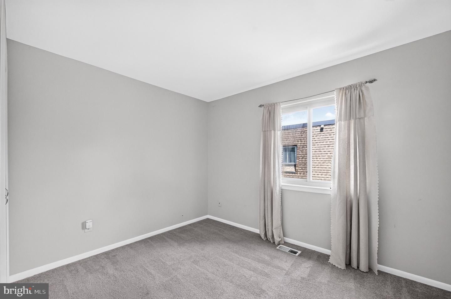 7926 San Leandro Pl #a Property Photo 18