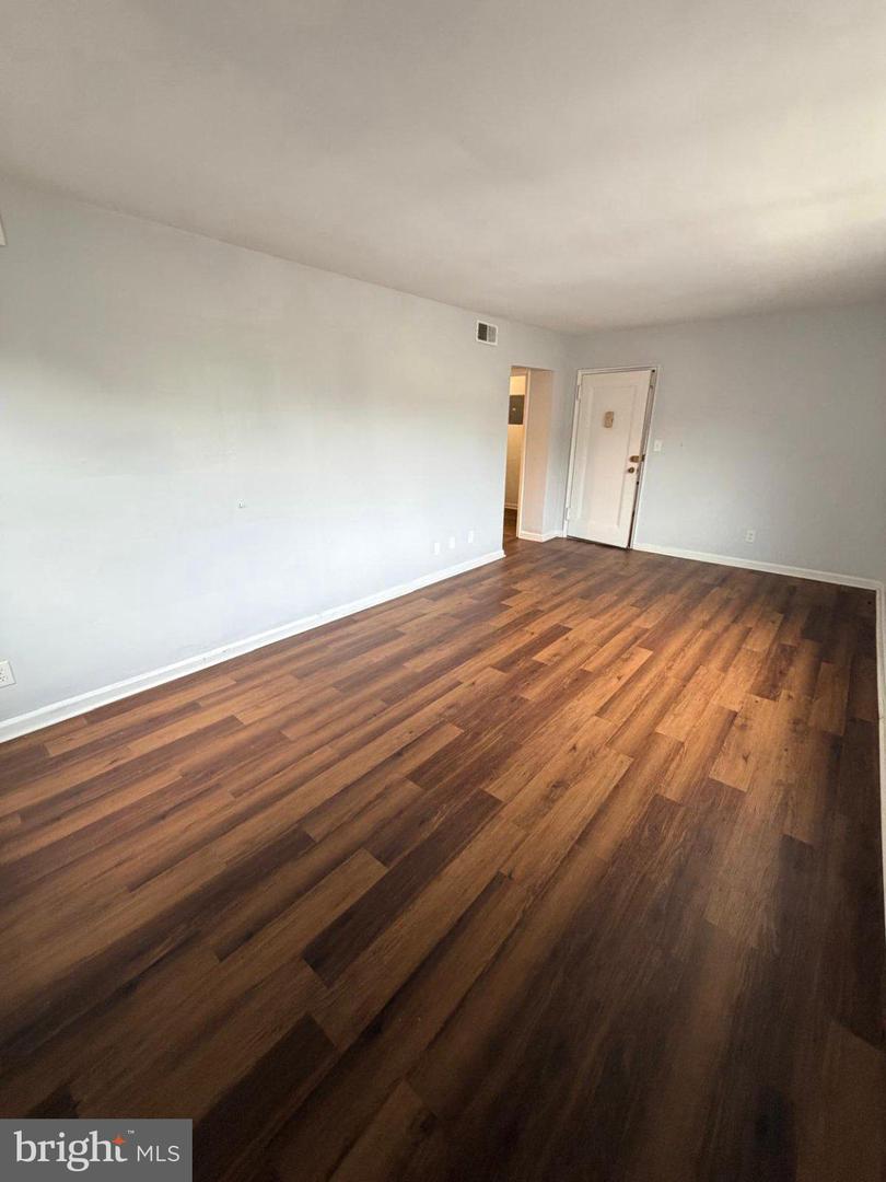 3051 Patrick Henry Dr #201 Property Photo 4