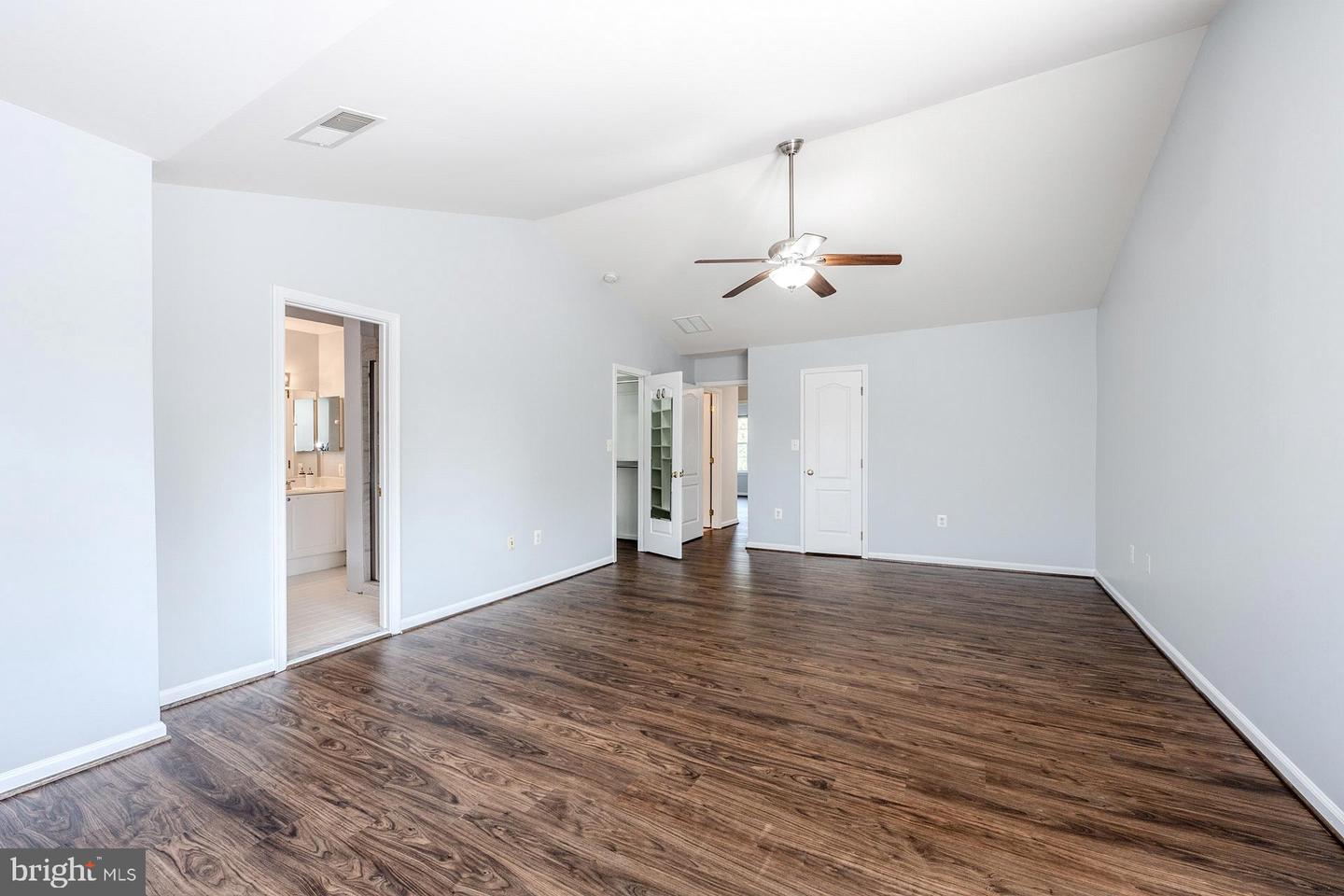 1718 Stuart Pointe Ln Property Photo 27