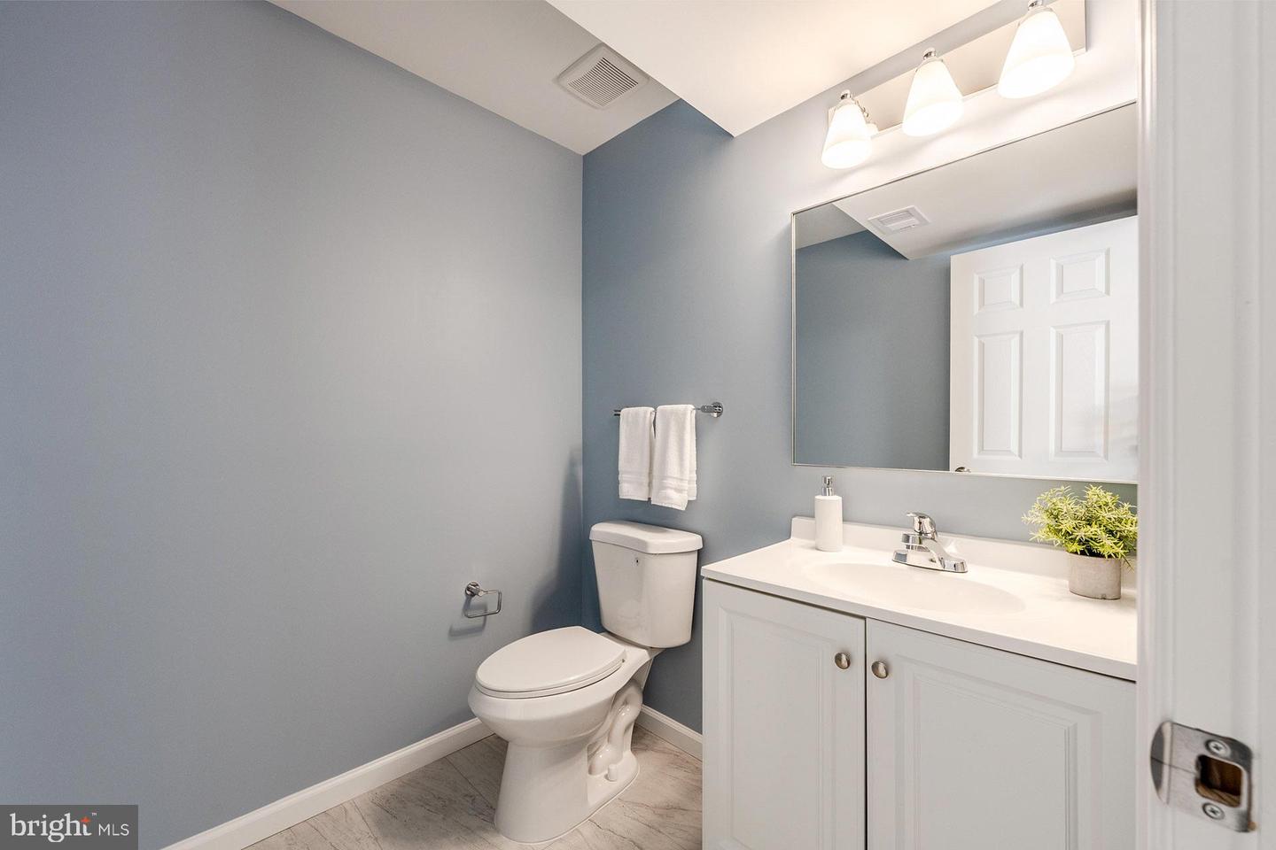 1718 Stuart Pointe Ln Property Photo 42