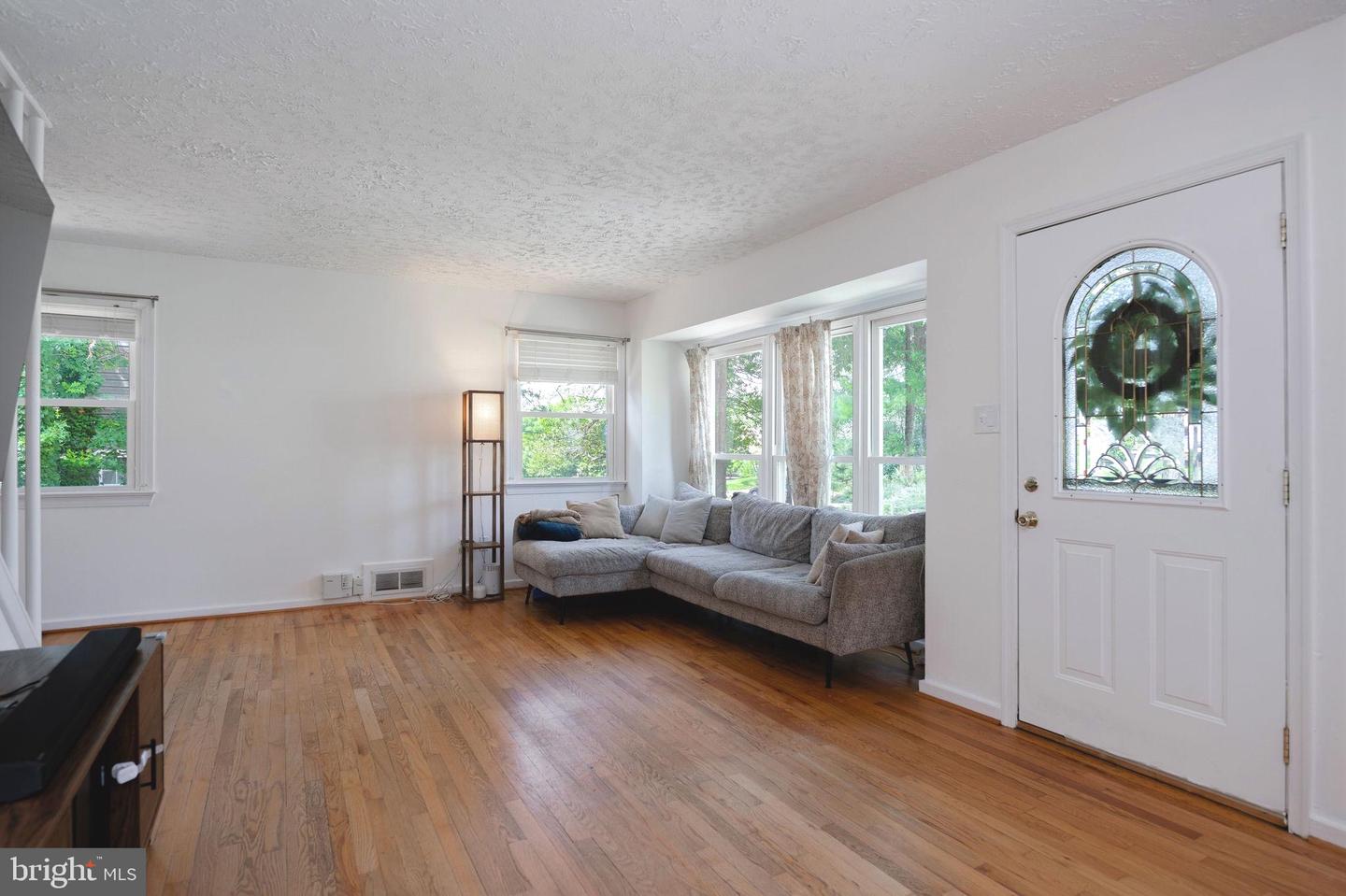 6630 Cornell Dr Property Photo 3