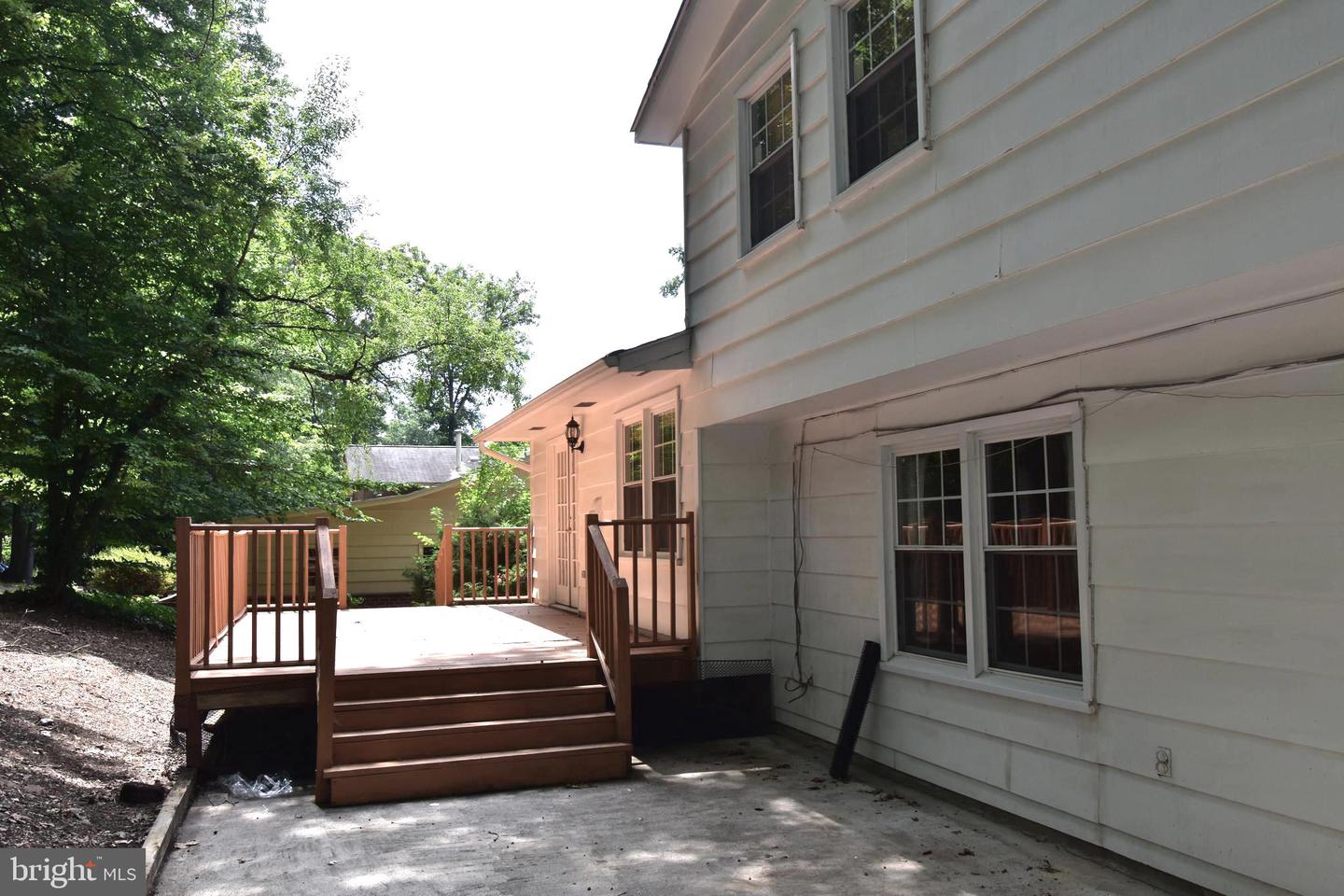 4401 Braeburn Dr Property Photo 6