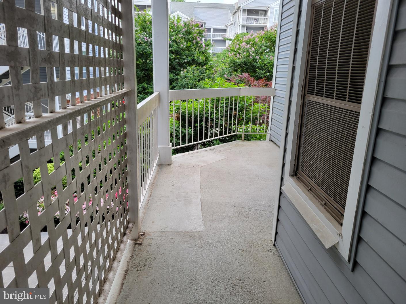 3178 Summit Square Dr #3-b12 Property Photo 5