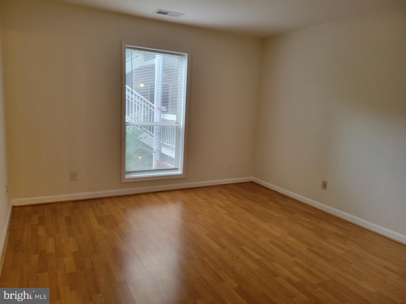 3178 Summit Square Dr #3-b12 Property Photo 24