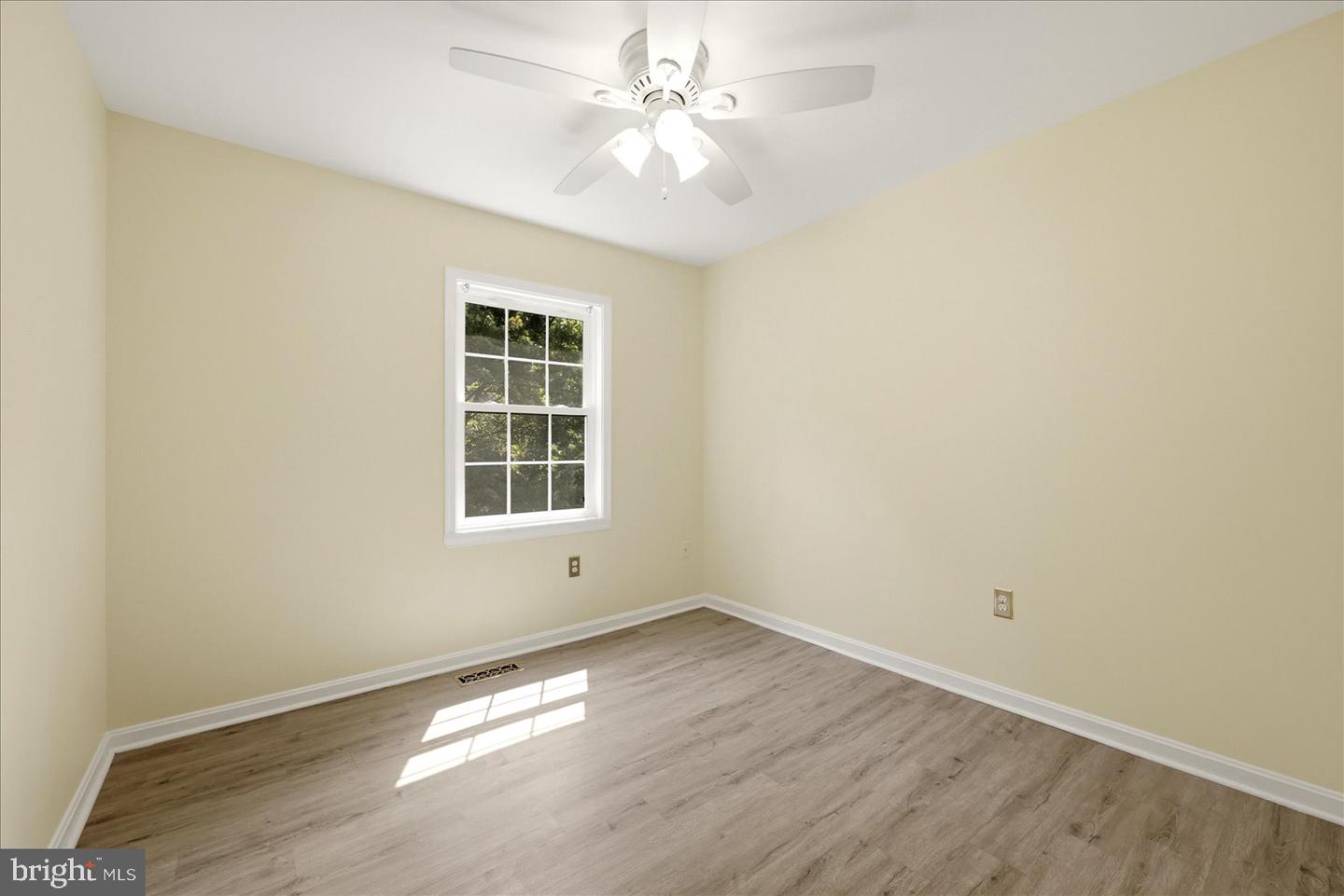 9608 Masterworks Dr Property Photo 18
