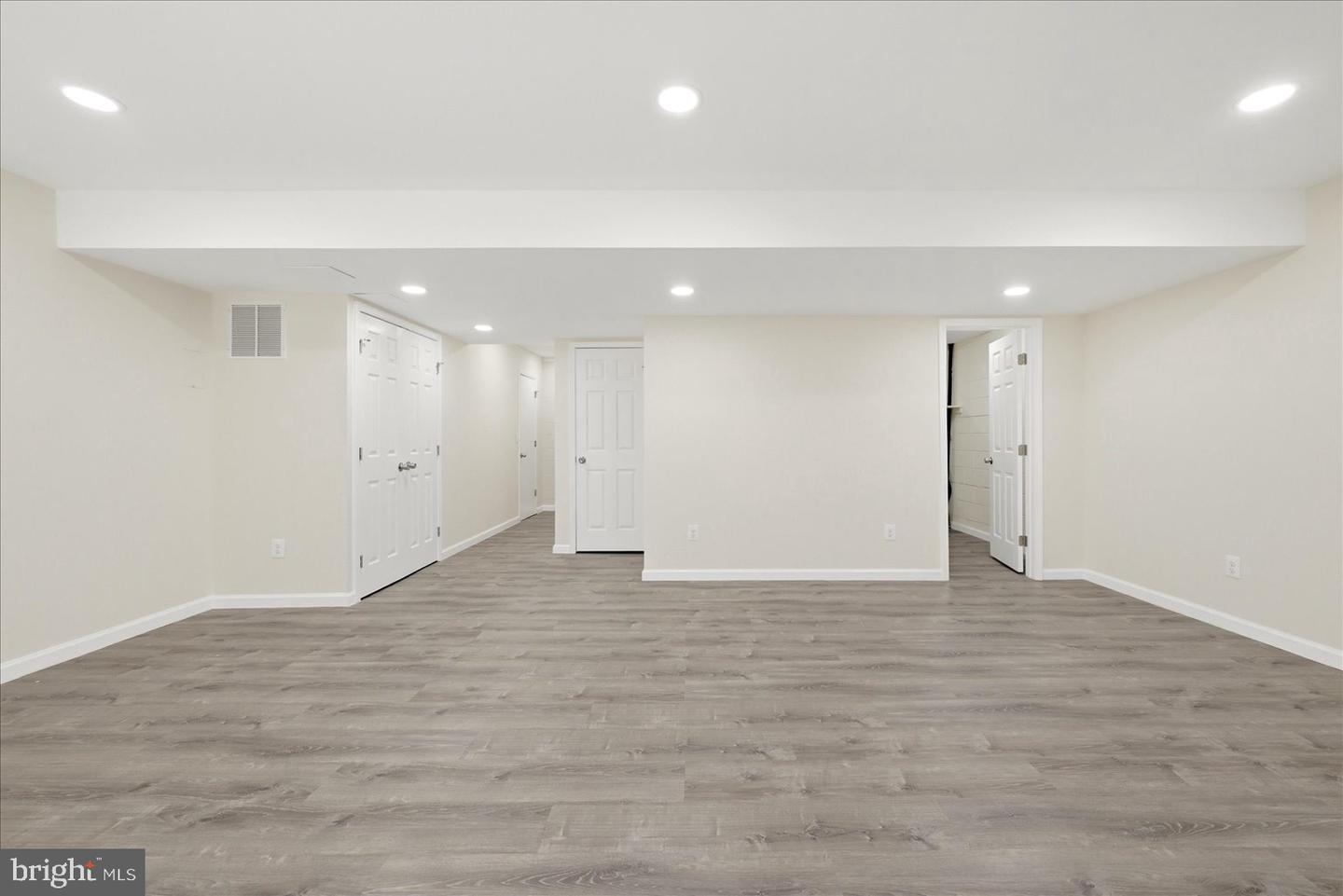 9608 Masterworks Dr Property Photo 30