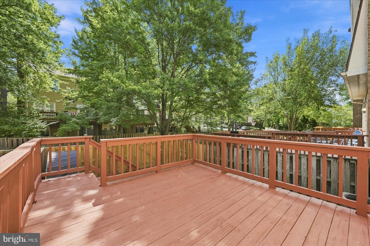 9608 Masterworks Dr Property Photo 35