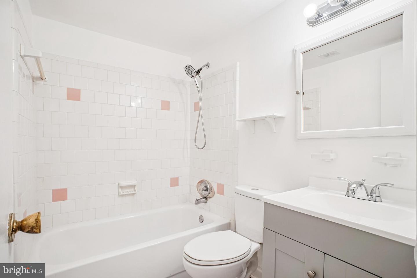 4333 Americana Dr #203 Property Photo 16