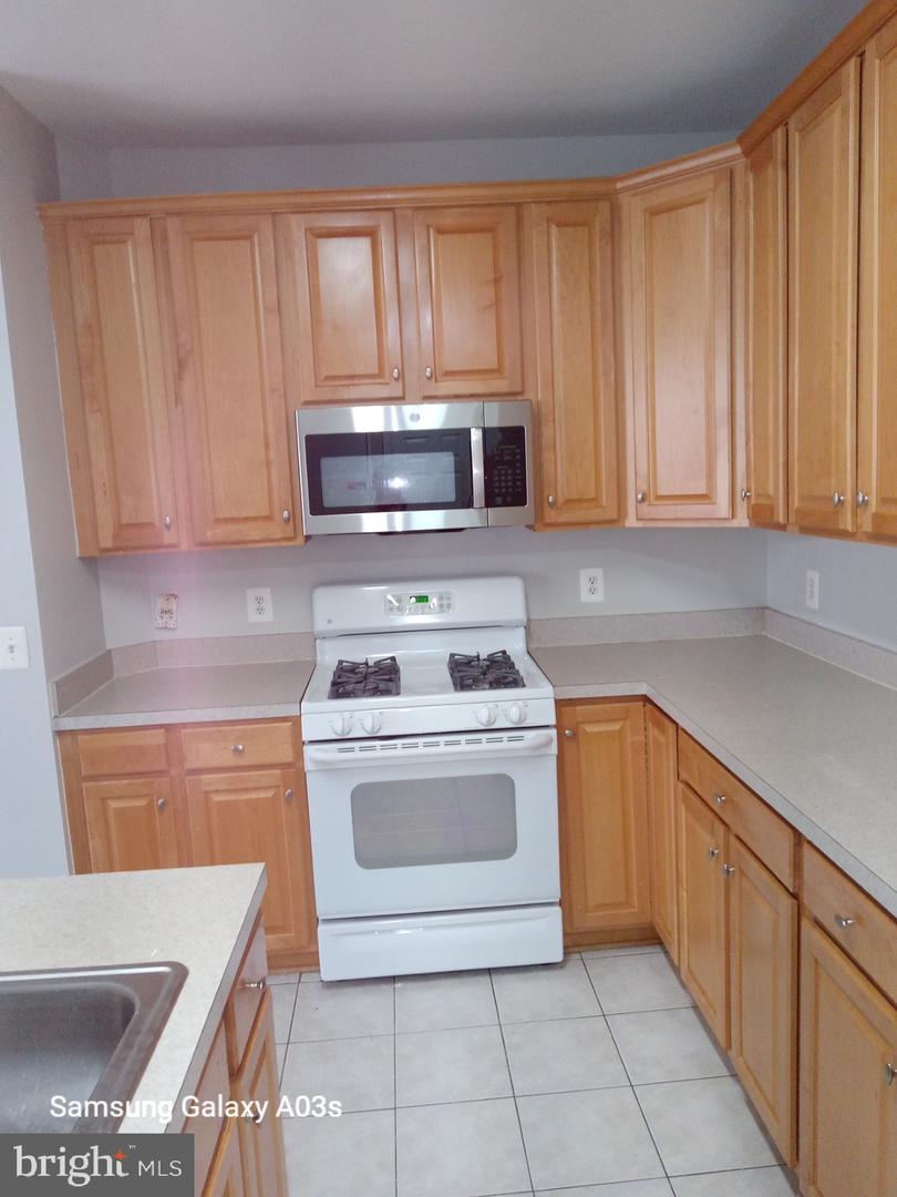 11508 Sperrin Cir #201 Property Photo 4