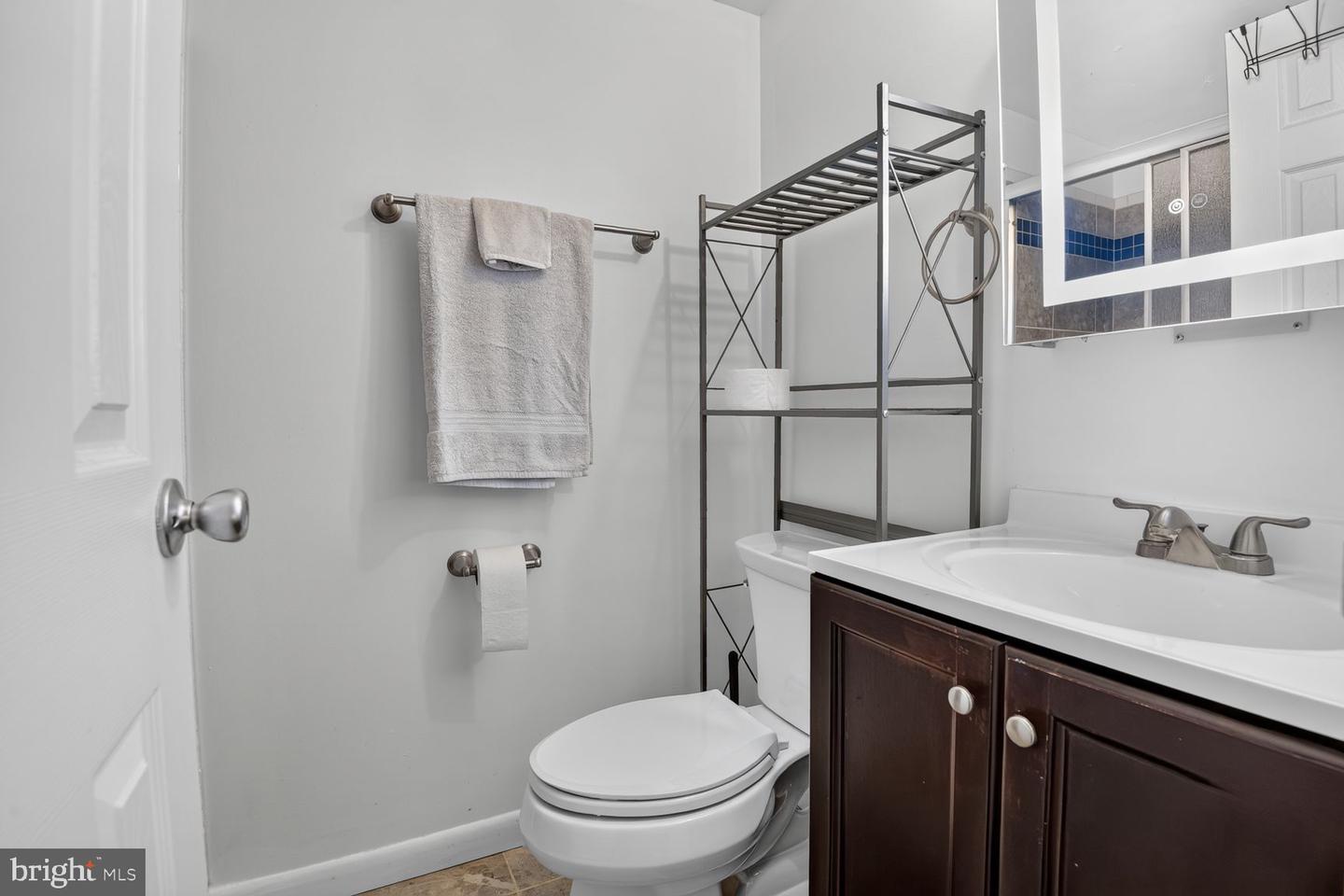 11645 Stoneview Sq #21c Property Photo 8