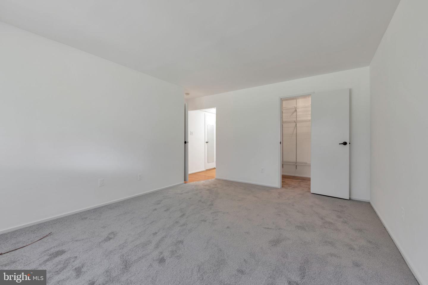2817 Jermantown Rd #105 Property Photo 11