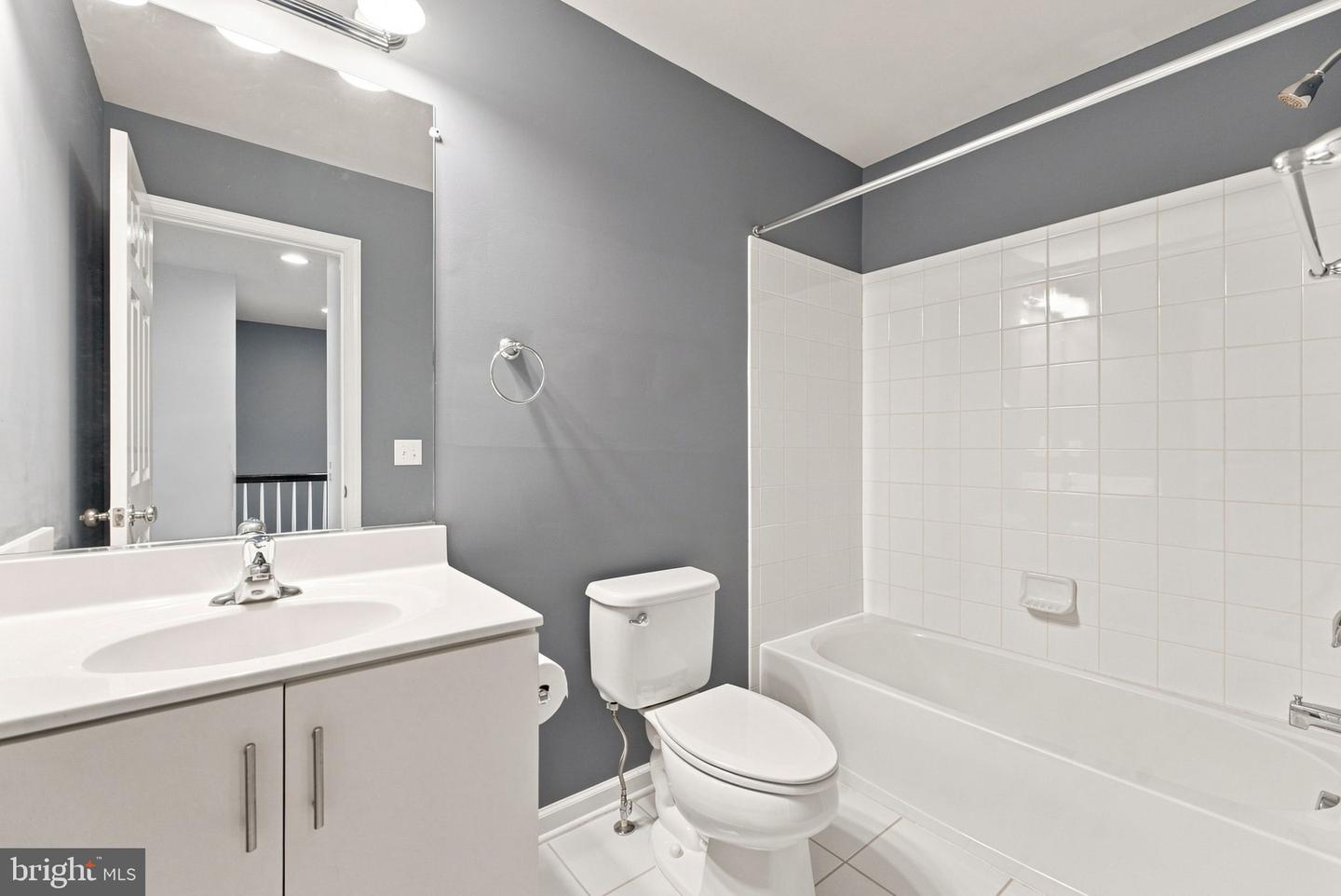 9652 Pullman Pl Property Photo 38