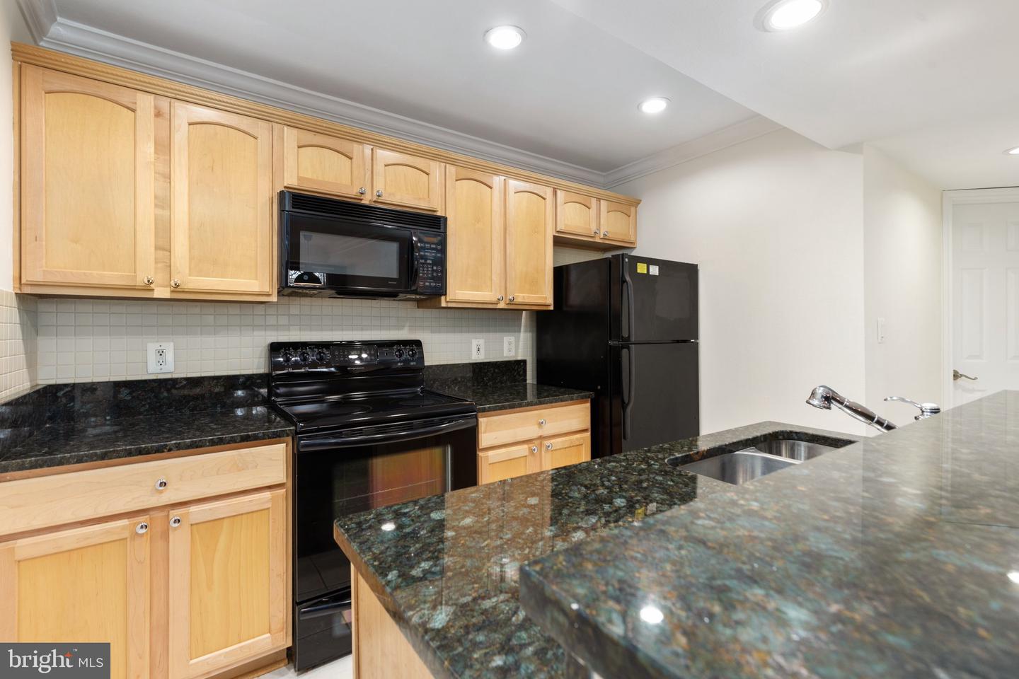 3922 Penderview Dr #338 Property Photo 5