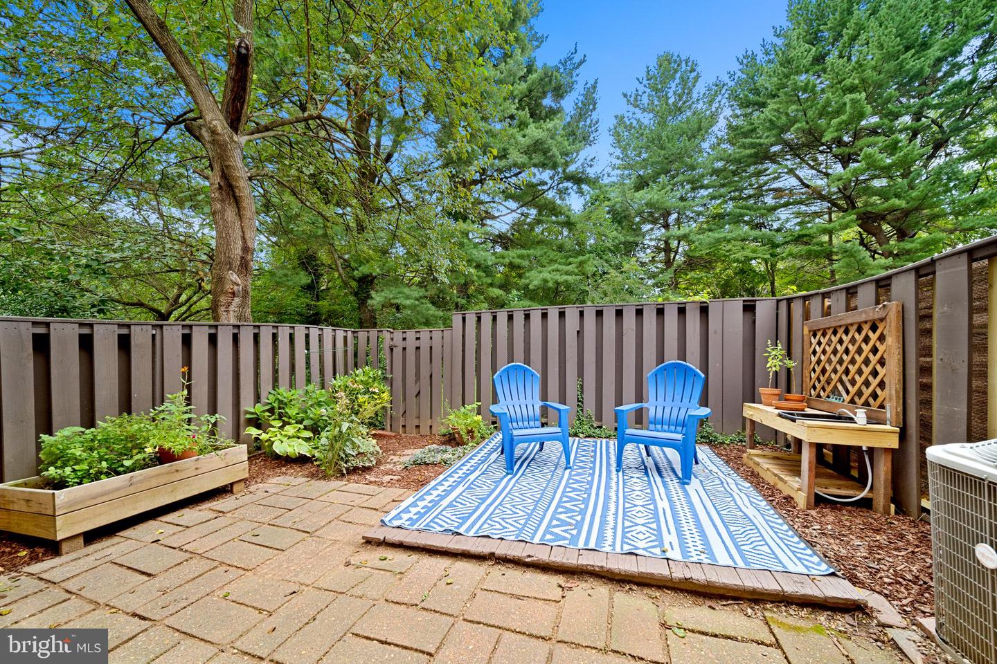 1386 Northgate Sq Property Photo 36