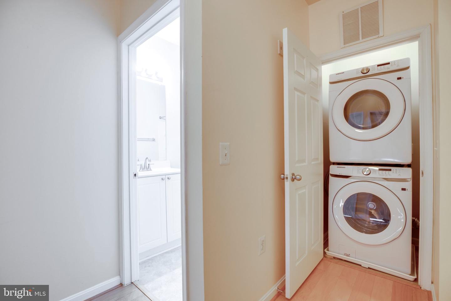 11321 Aristotle Dr #3-303 Property Photo 25