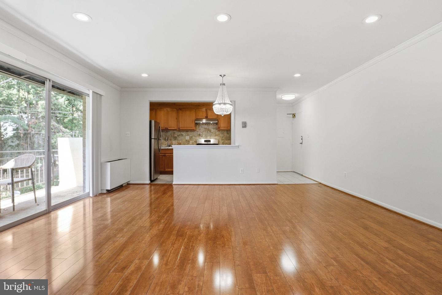 4108 Mangalore Dr #302 Property Photo 9