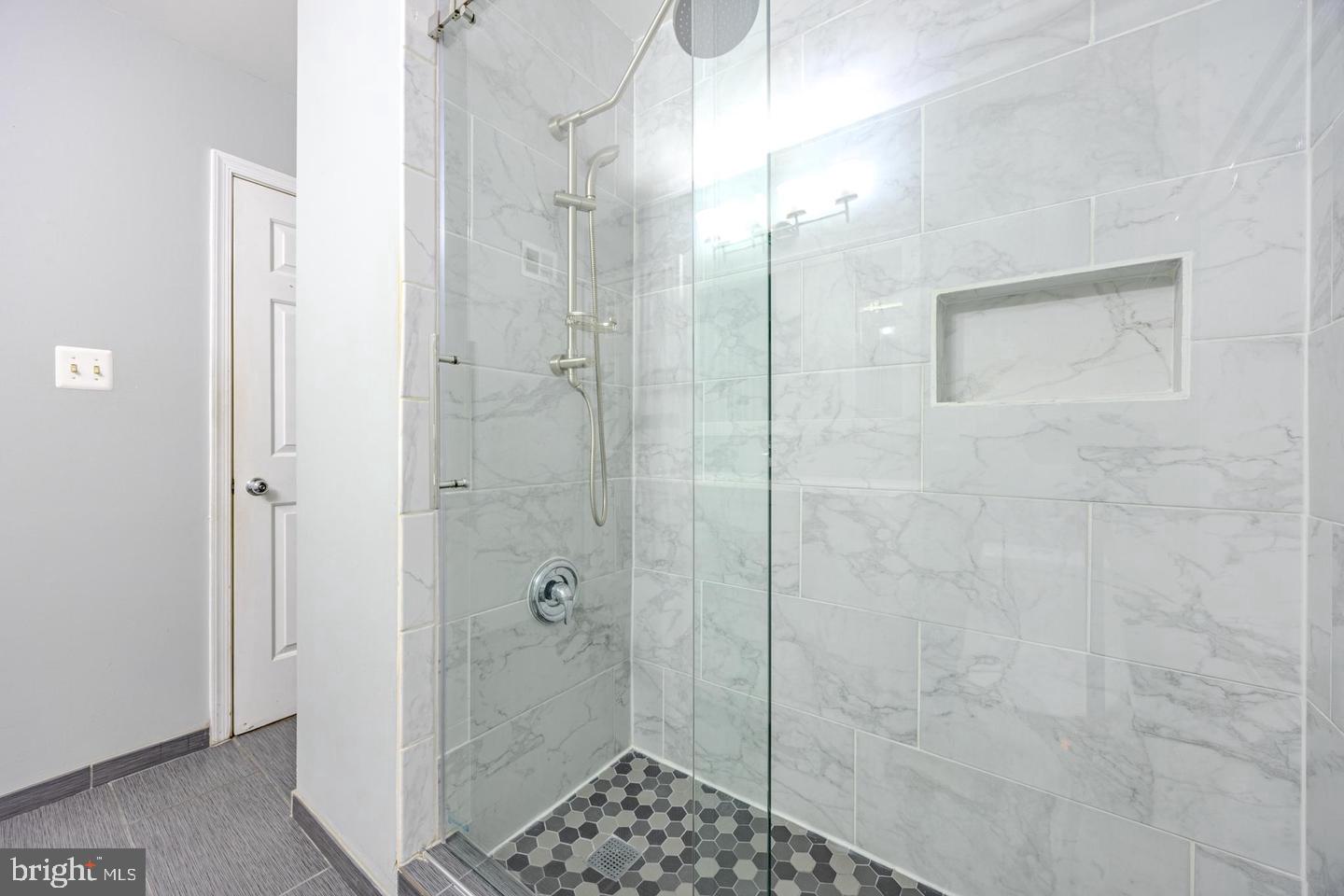 8200 Maple Ridge Ave Property Photo 18