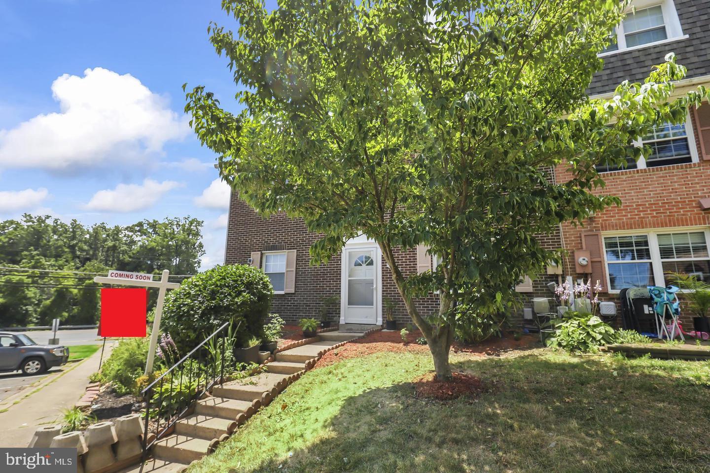 9904 Hagel Cir Property Photo 32
