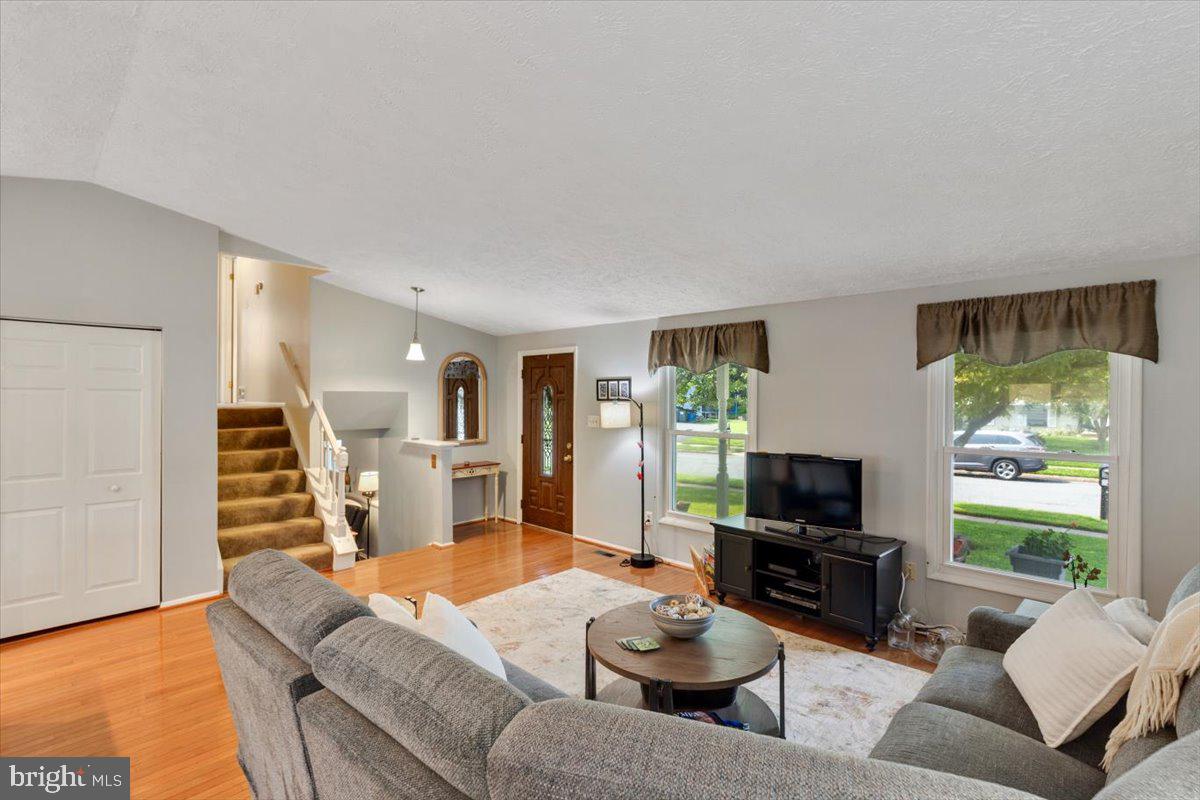 2913 Ashdown Forest Dr Property Photo 16