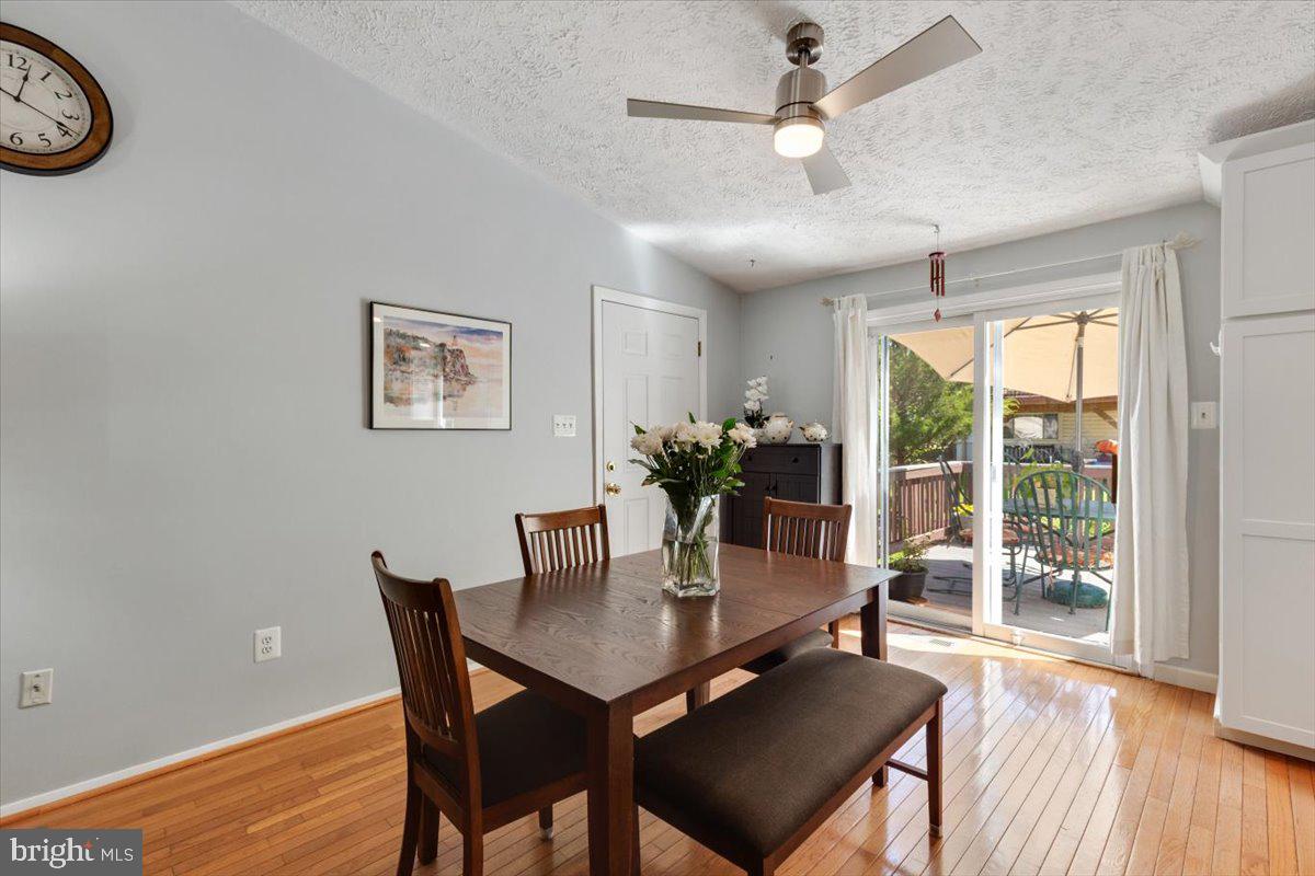 2913 Ashdown Forest Dr Property Photo 17