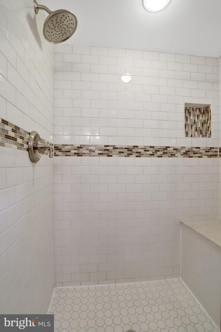 5910 Edgehill Dr Property Photo 87