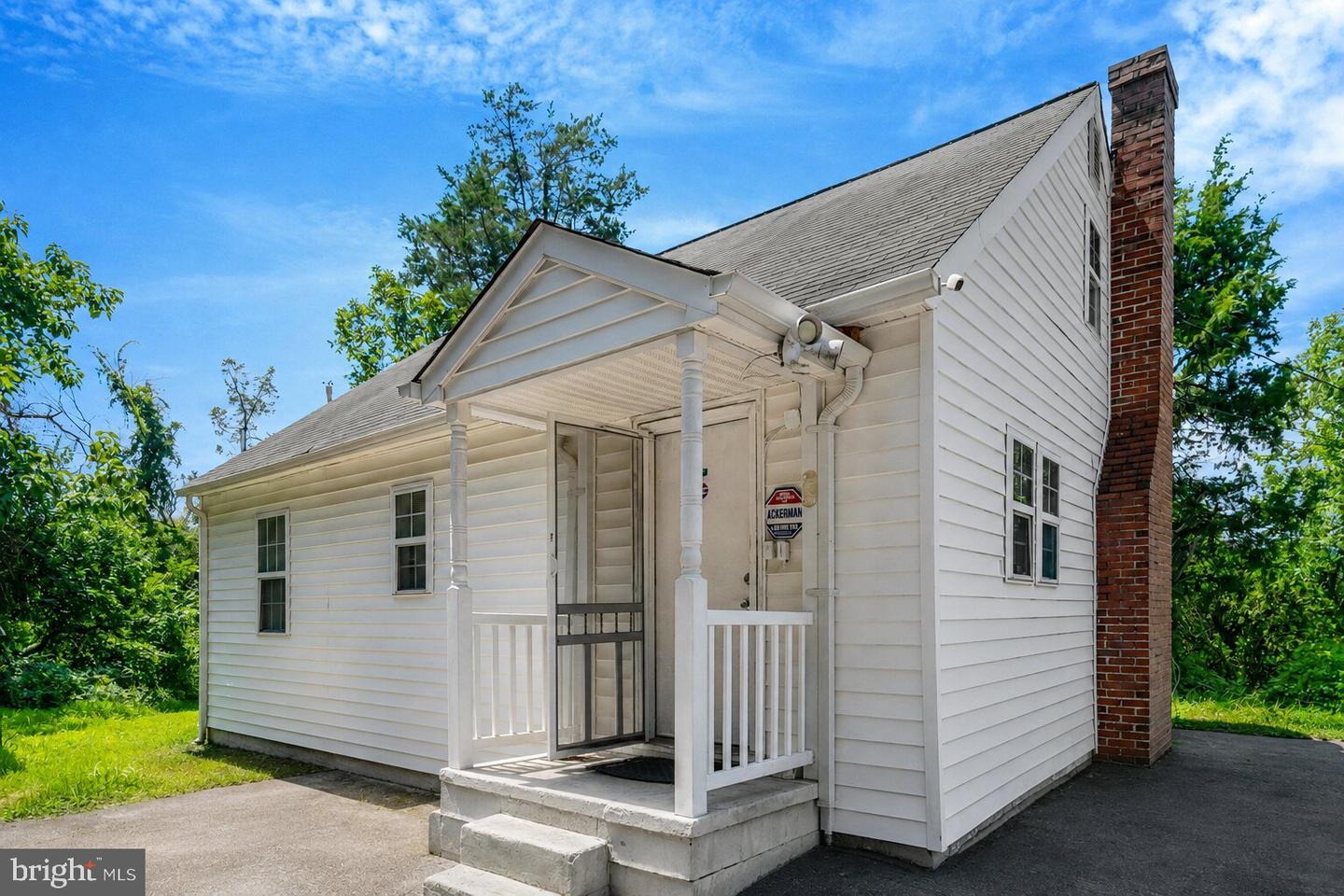 9809 RICHMOND HWY
