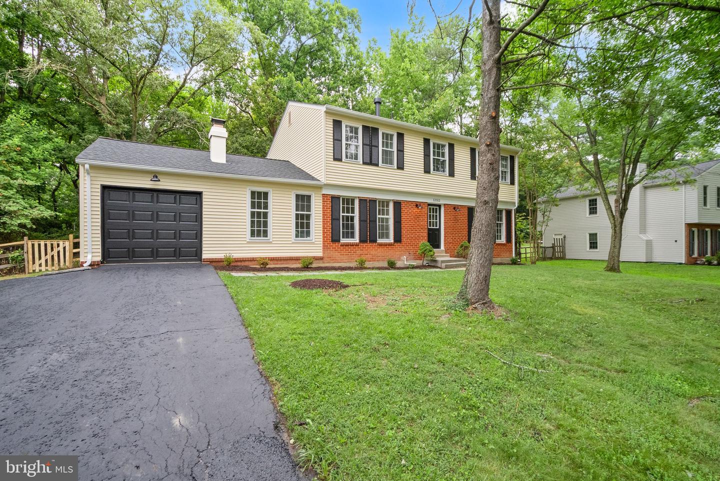 12312 Coleraine Ct Property Photo 4