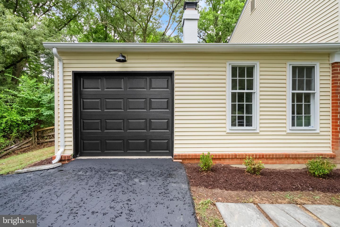 12312 Coleraine Ct Property Photo 5