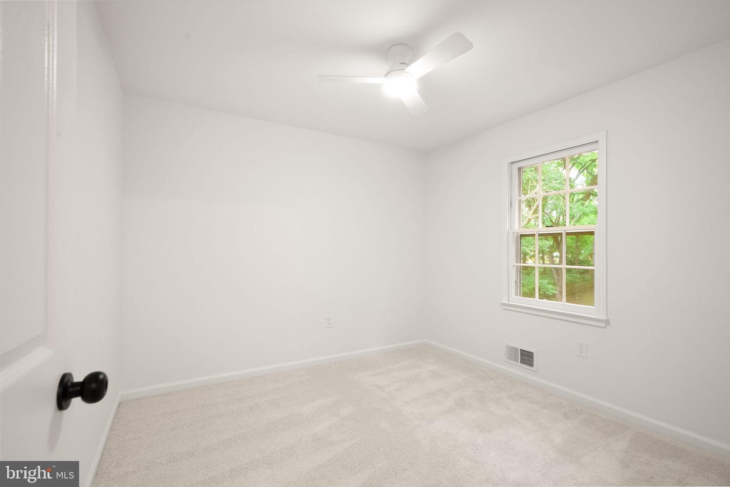 12312 Coleraine Ct Property Photo 32