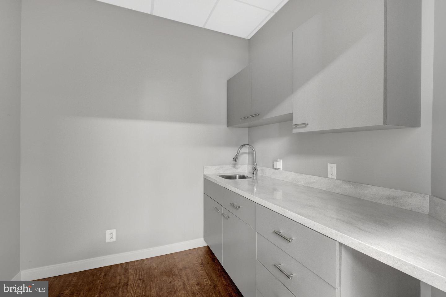 746 Walker Rd #26 Property Photo 19