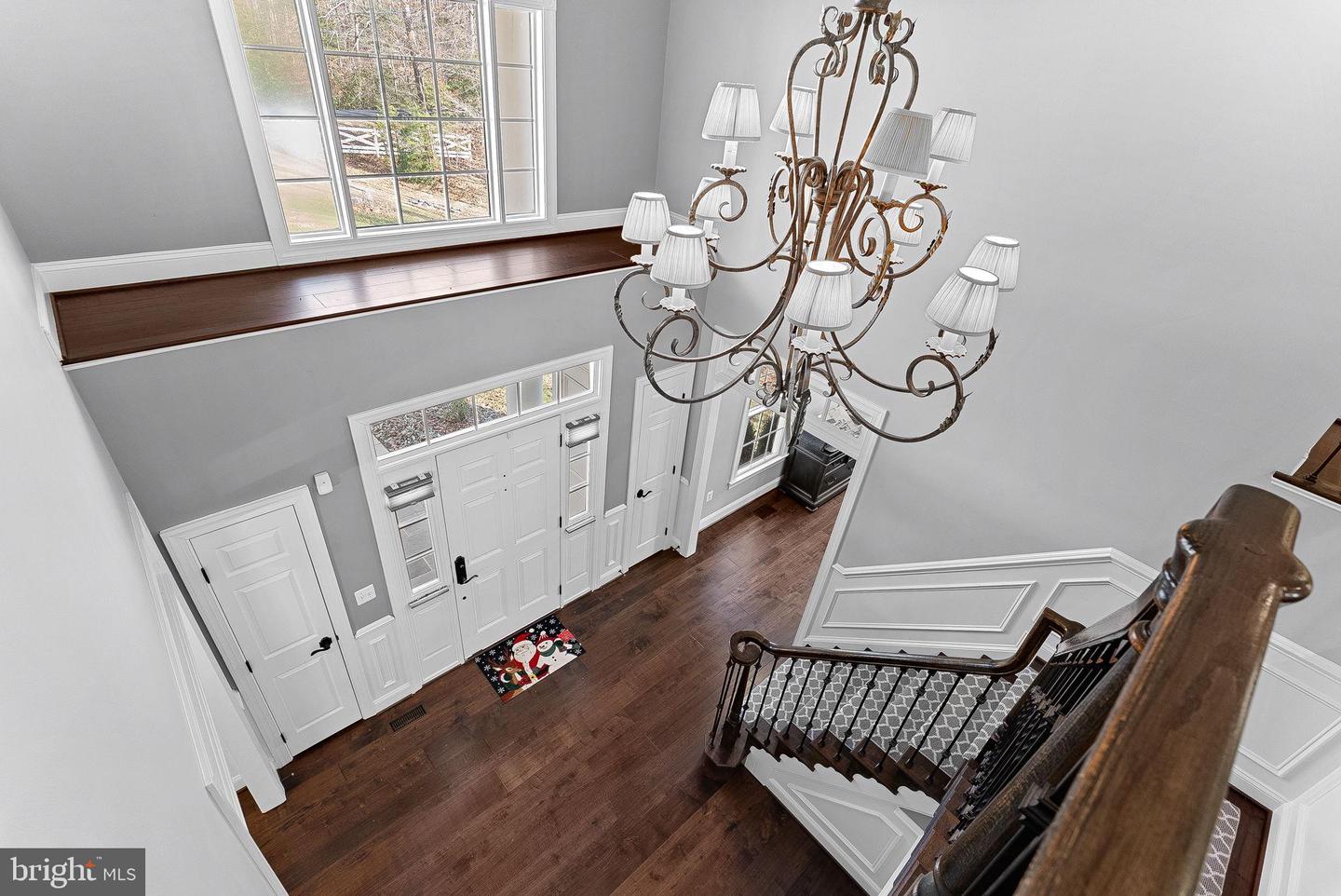 8138 Rondelay Ln Property Photo 7