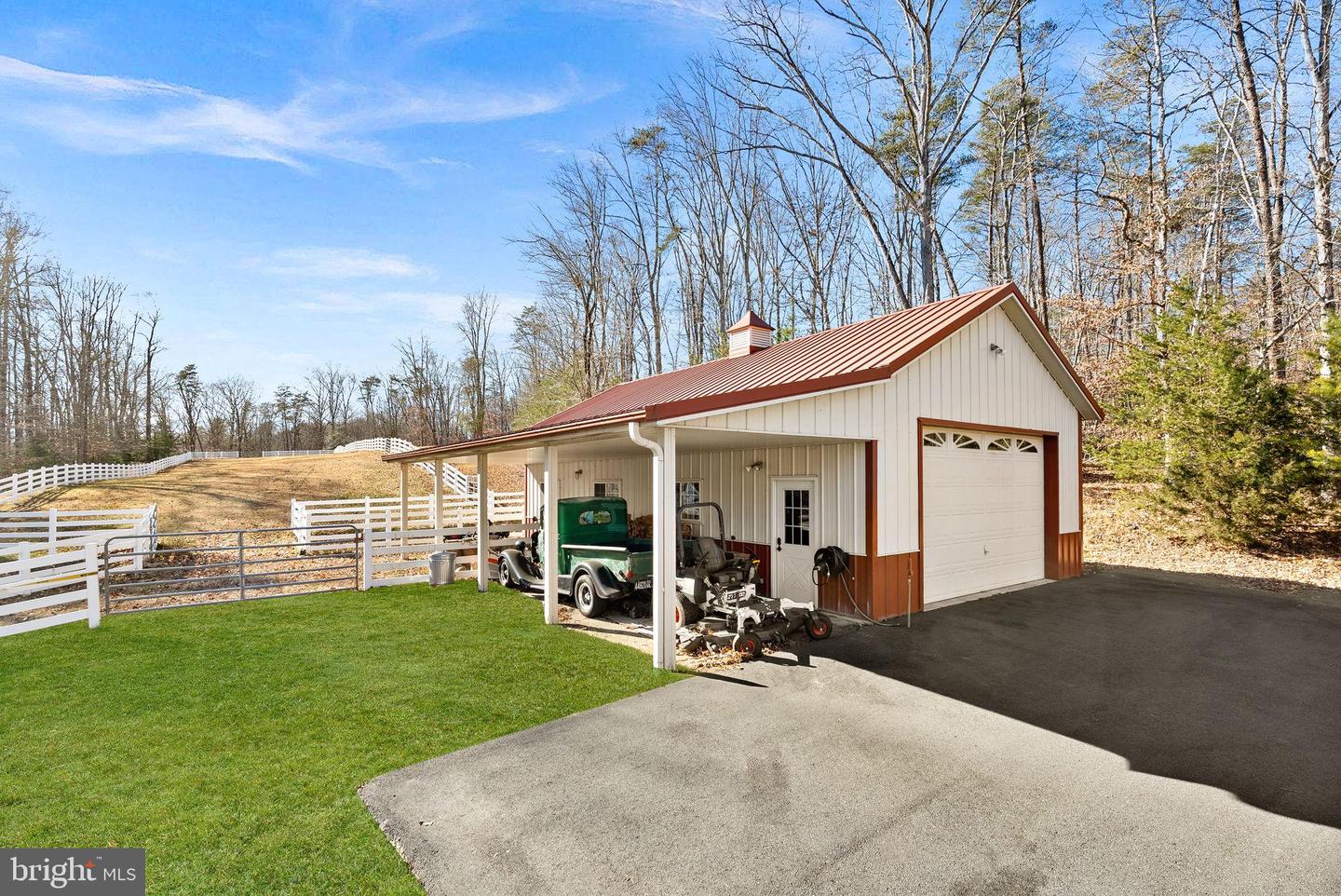 8138 Rondelay Ln Property Photo 44