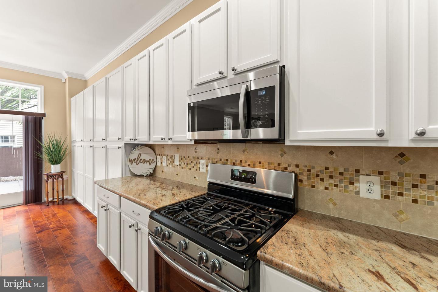 8352 Middle Ruddings Dr Property Photo 6