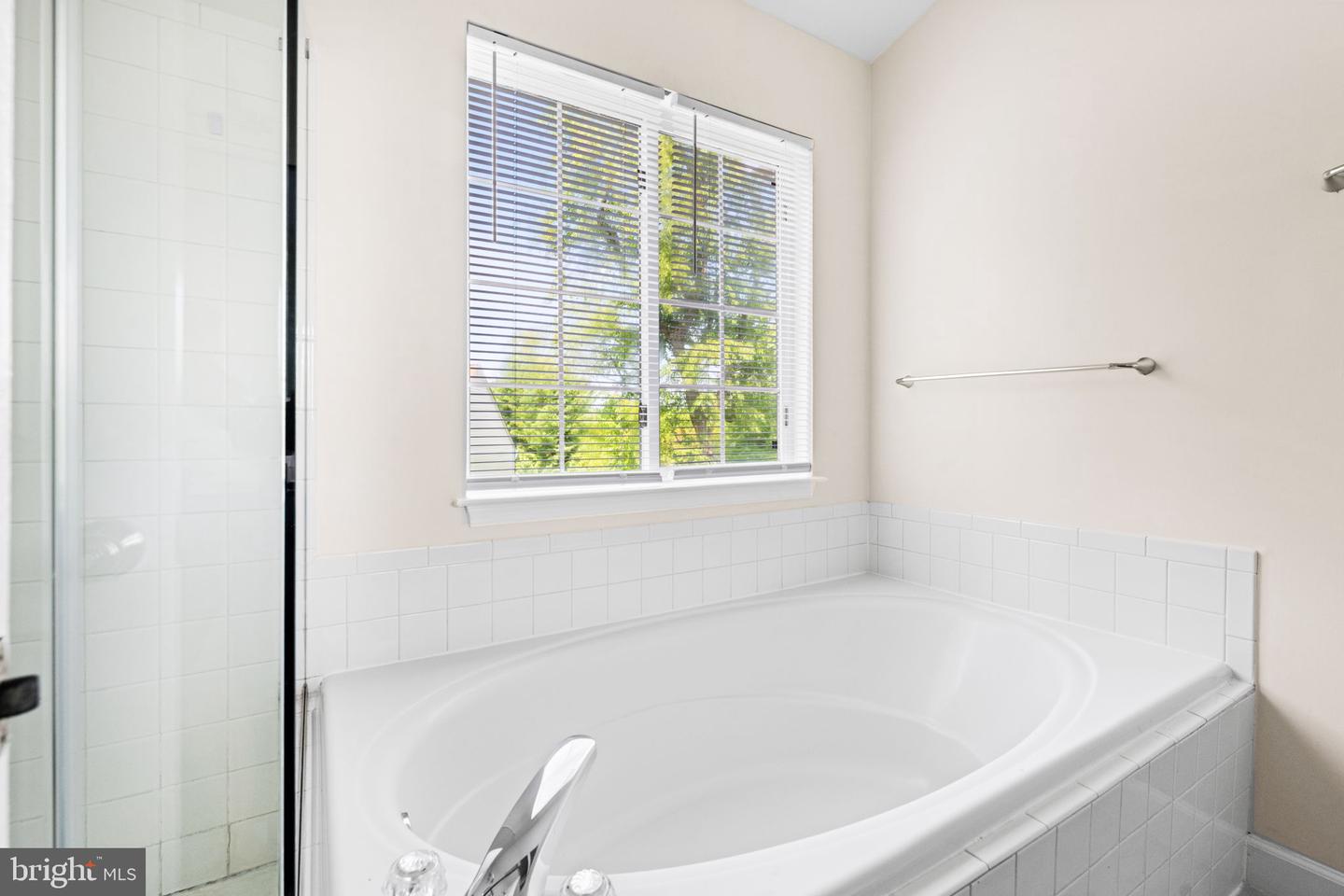 2902 Jessica Ct Property Photo 37