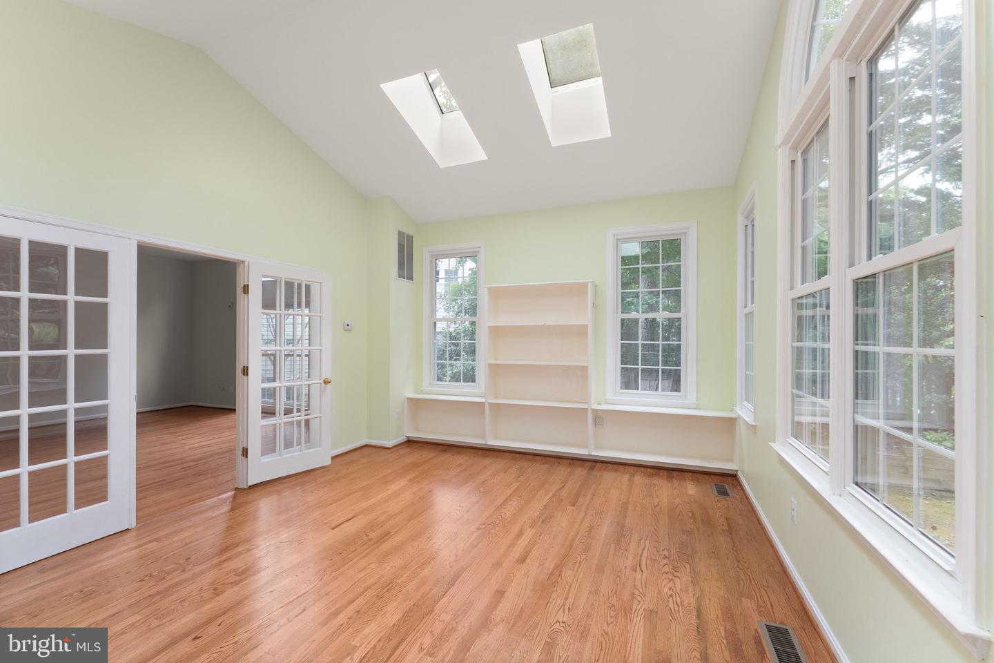 11405 Northwind Ct Property Photo 32