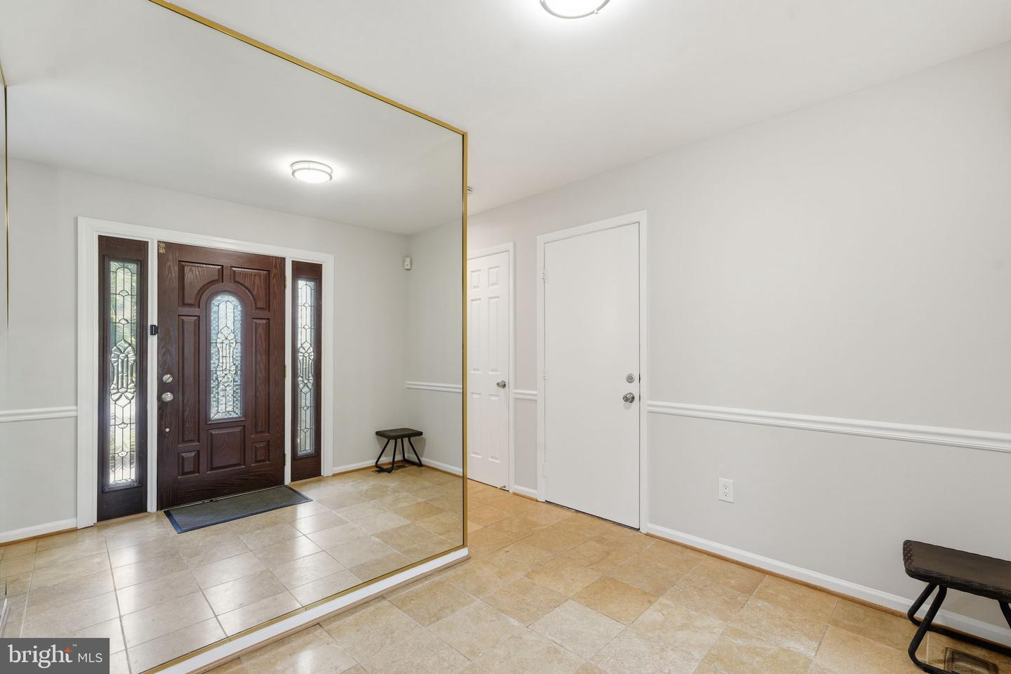7316 Walnut Knoll Dr Property Photo 4