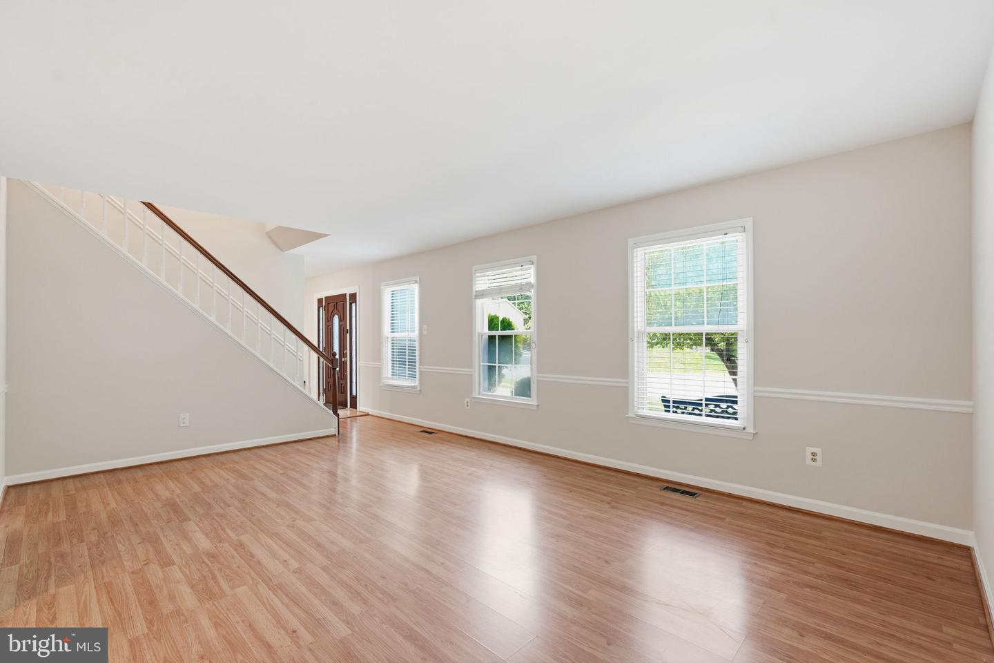 7316 Walnut Knoll Dr Property Photo 5