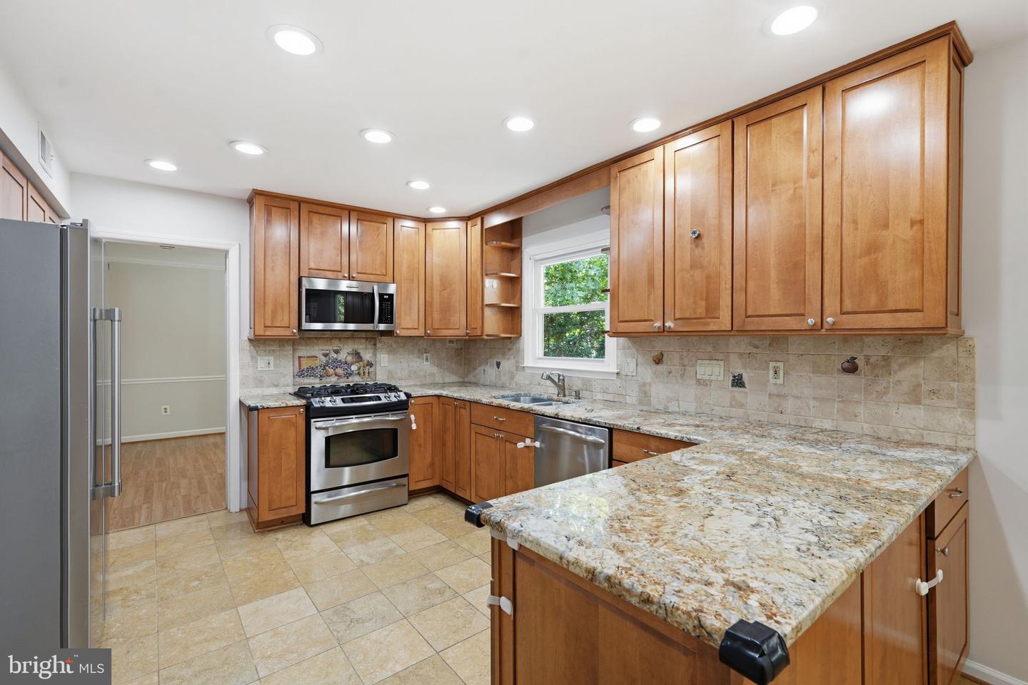 7316 Walnut Knoll Dr Property Photo 12