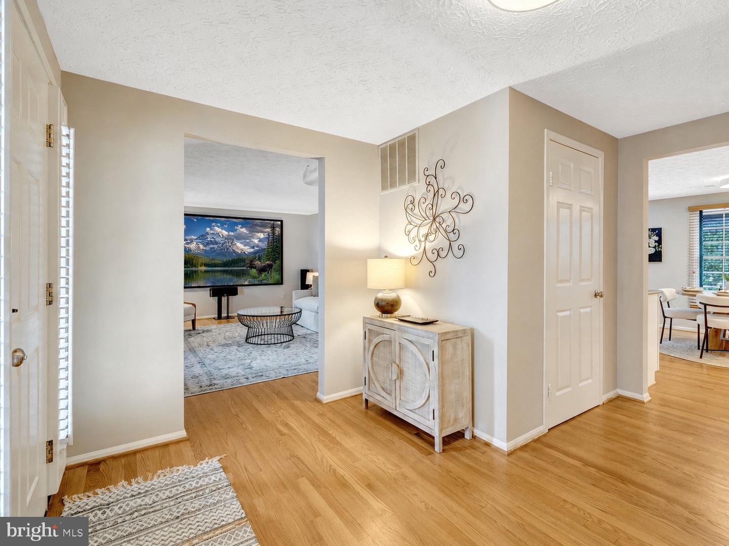 7809 Roundabout Way Property Photo 8