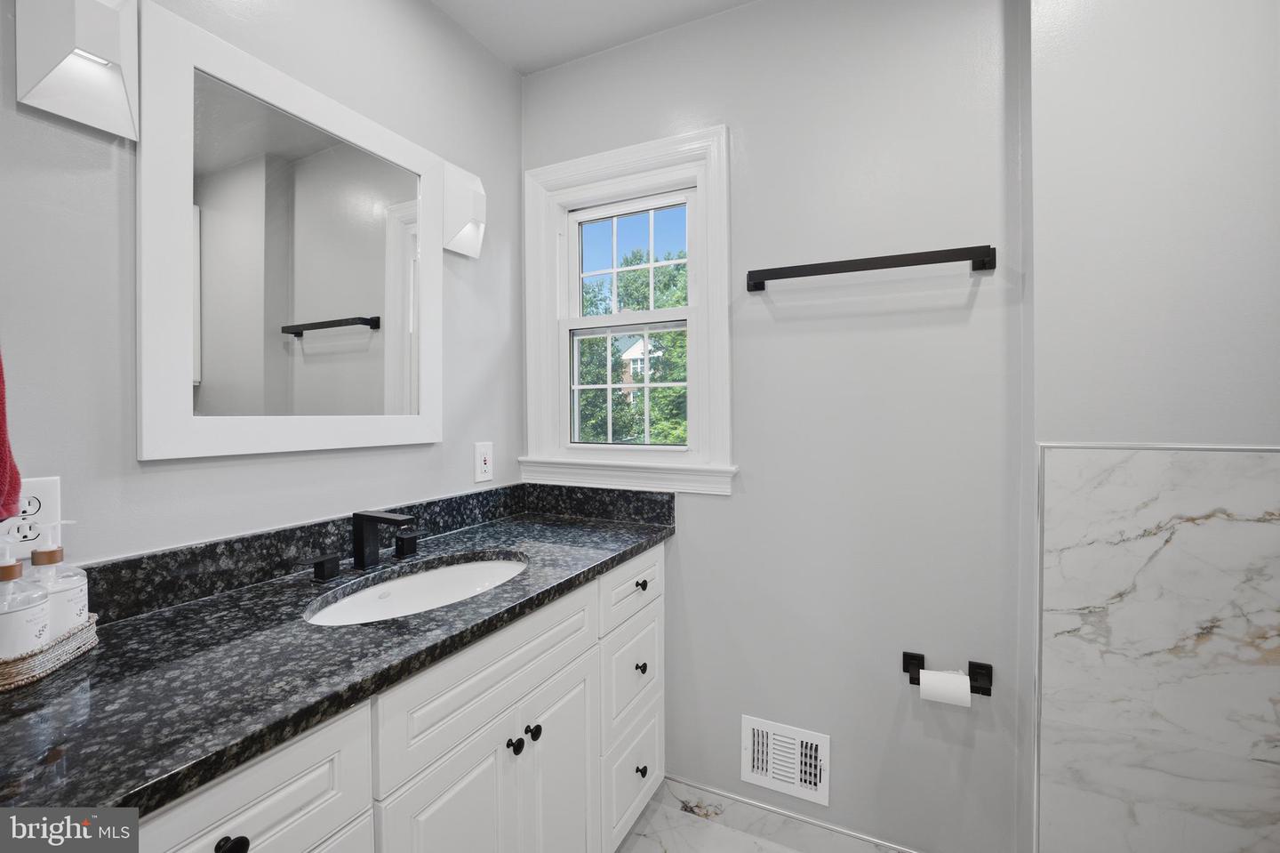 8354 Old Dominion Dr Property Photo 43