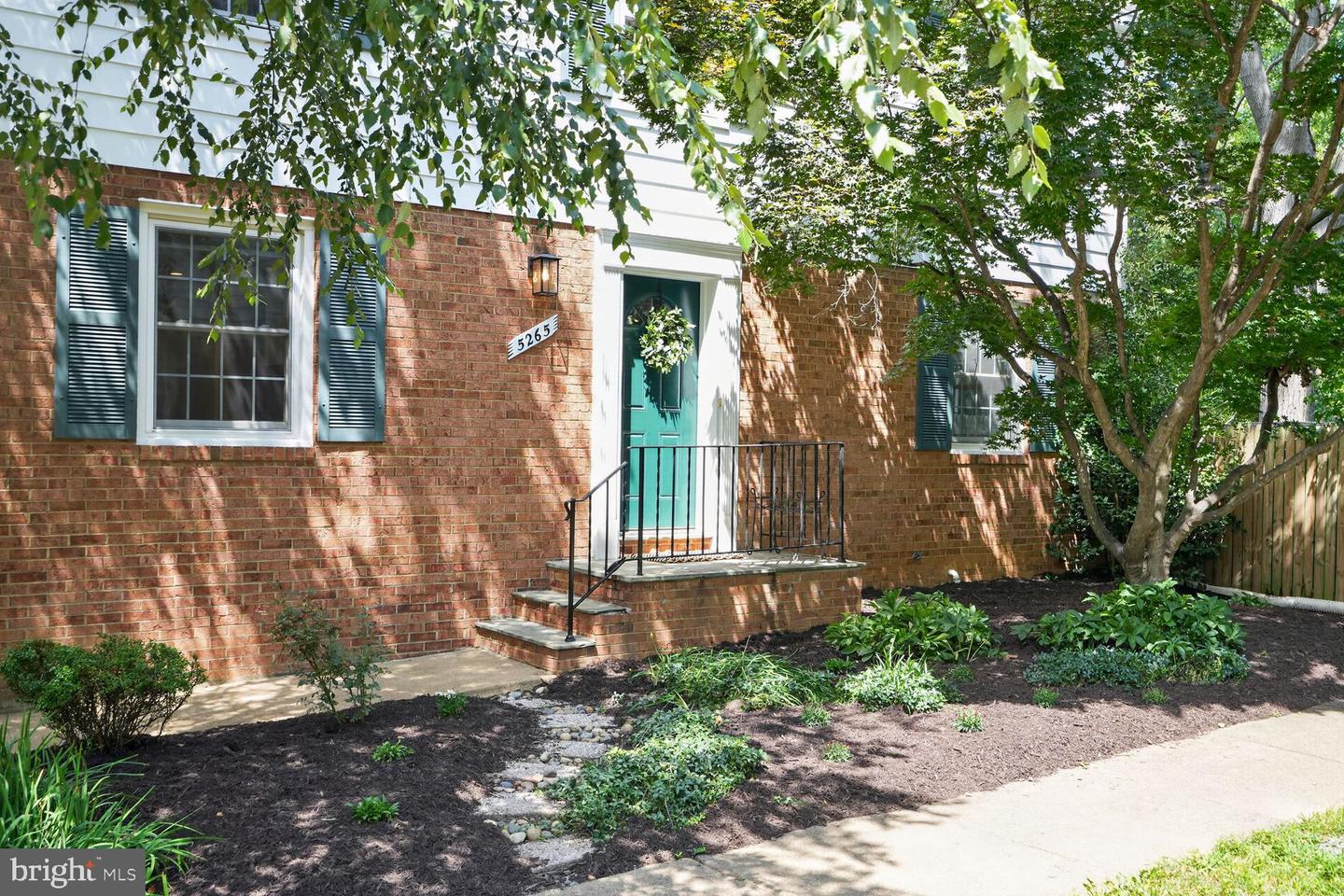 5265 Leestone Ct Property Photo 3