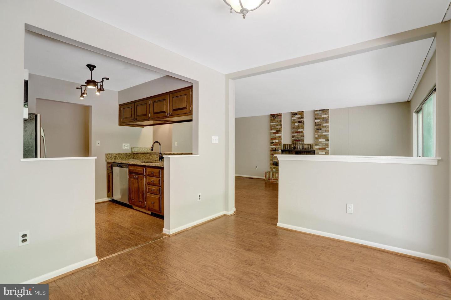 8701 Norfolk Ave Property Photo 7