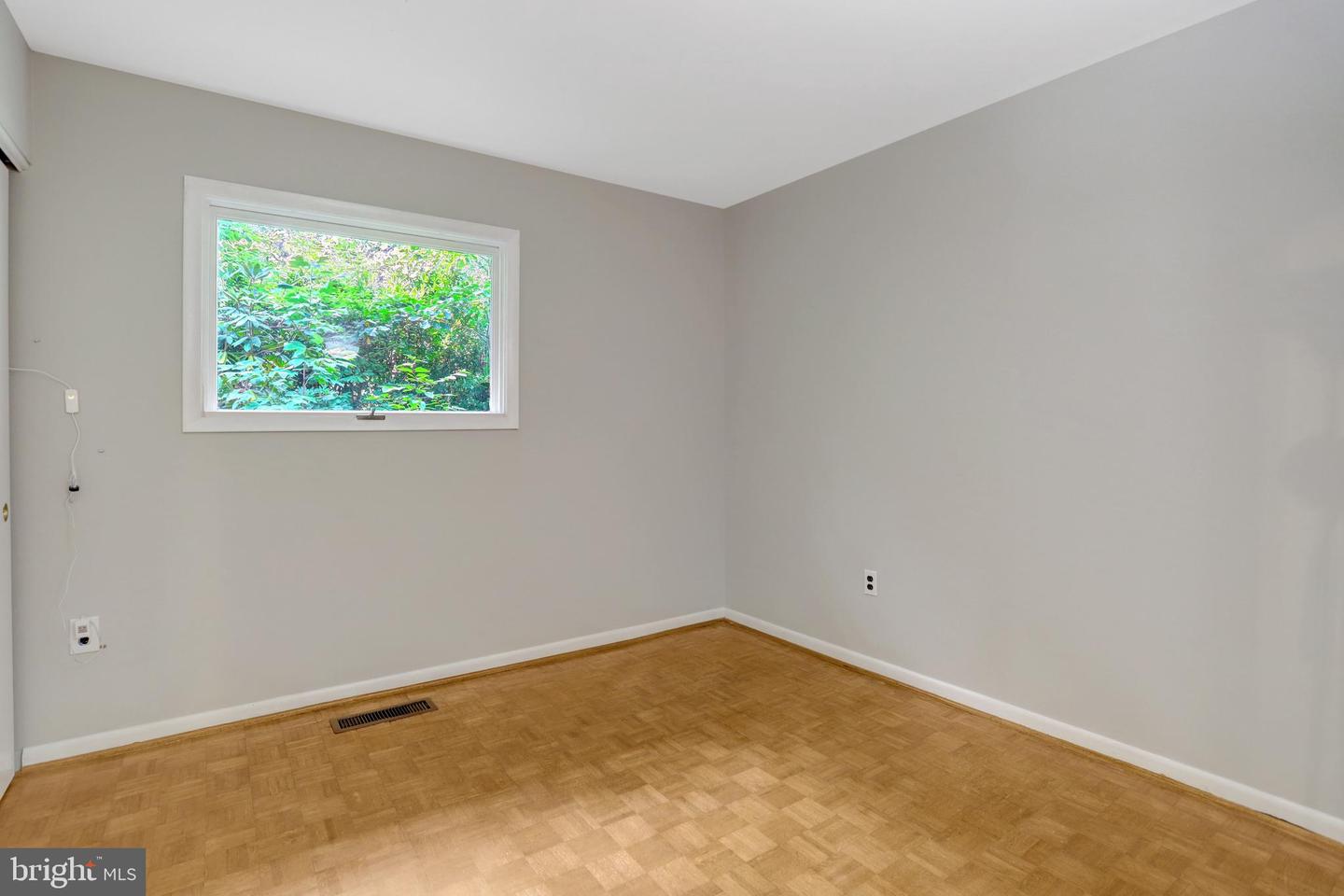 8701 Norfolk Ave Property Photo 22