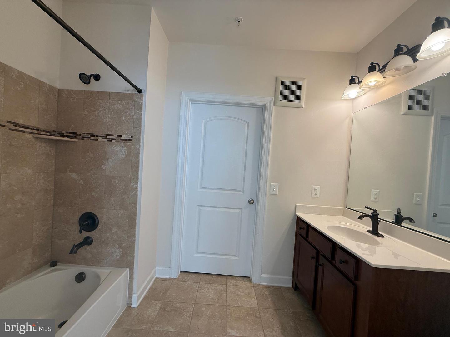 13723 Neil Armstrong Ave #309 Property Photo 11