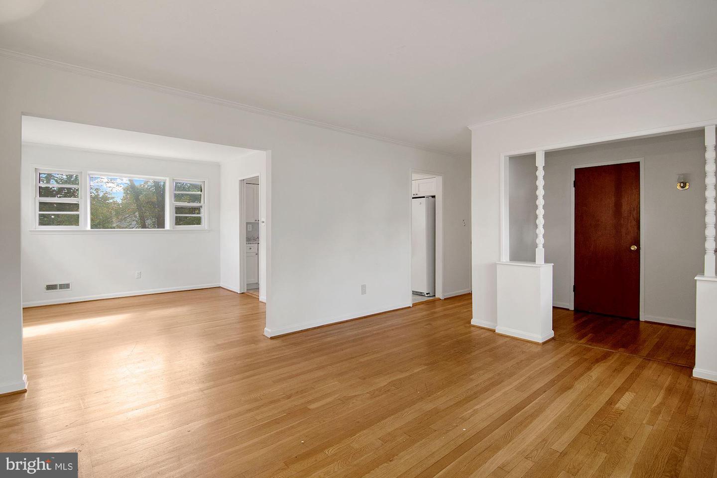 6807 Dean Dr Property Photo 8