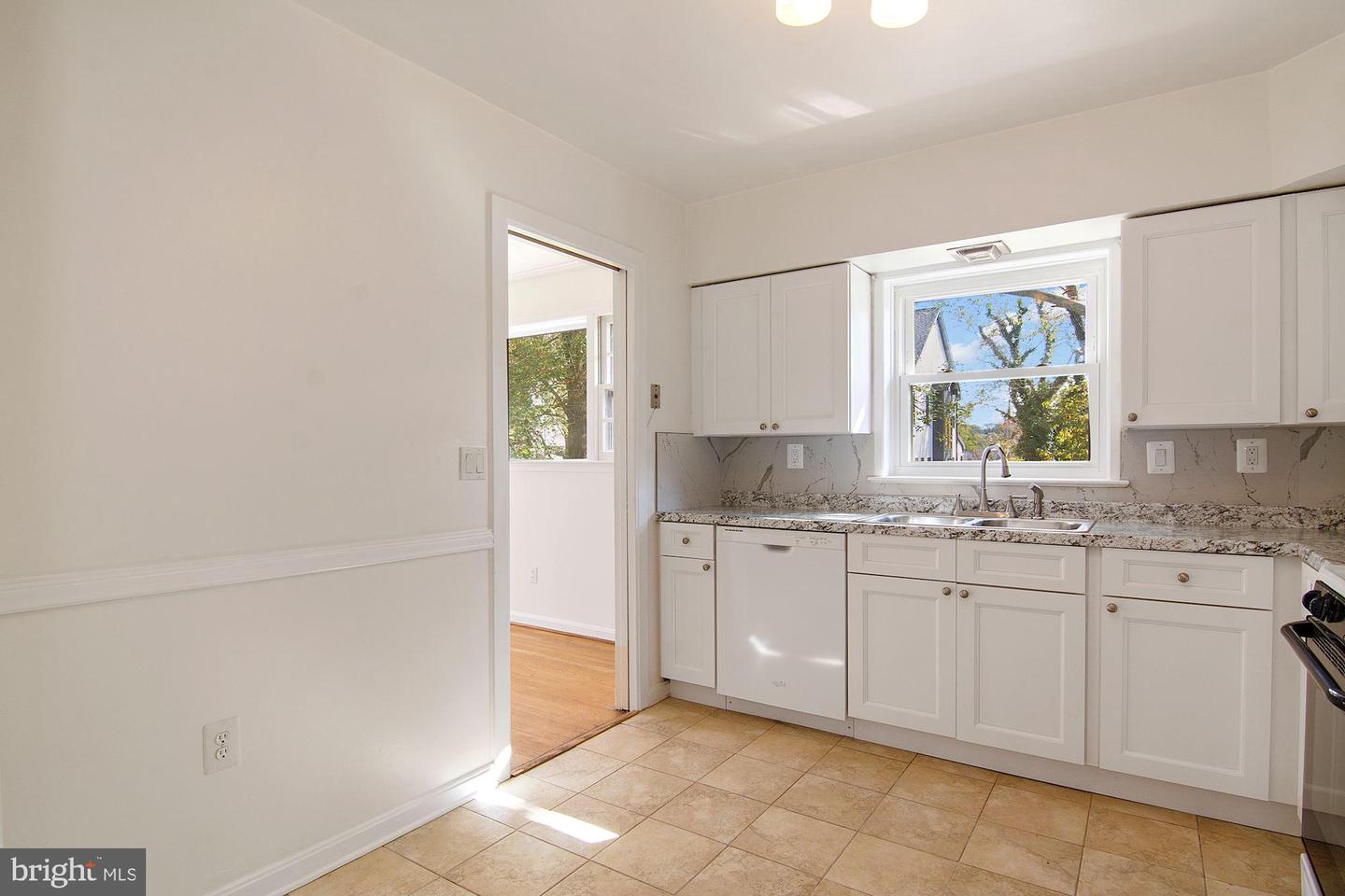 6807 Dean Dr Property Photo 14