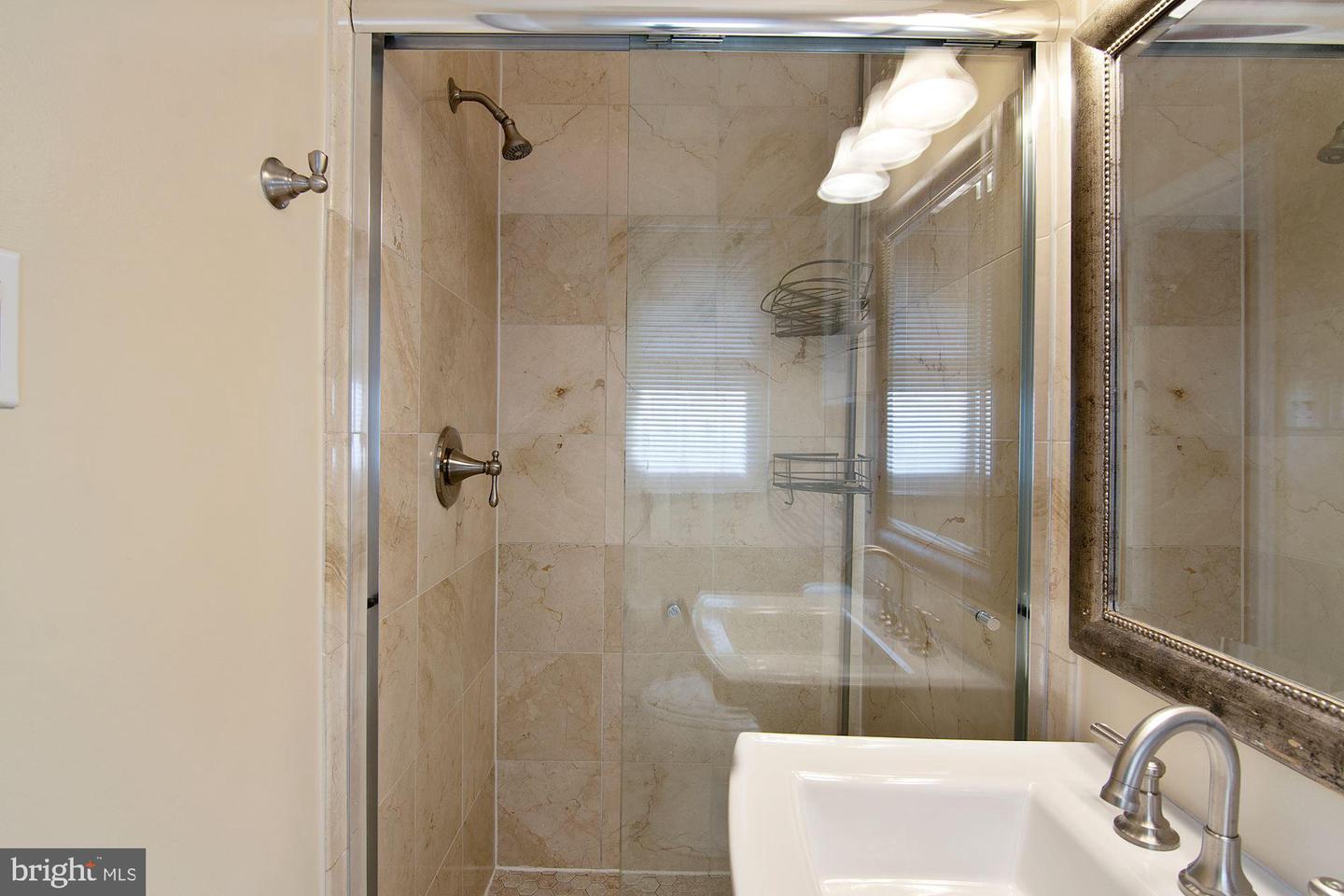 6807 Dean Dr Property Photo 22