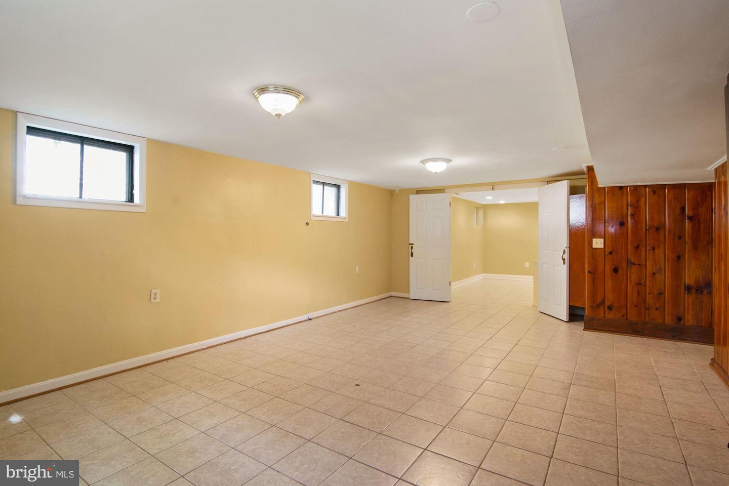 6807 Dean Dr Property Photo 29