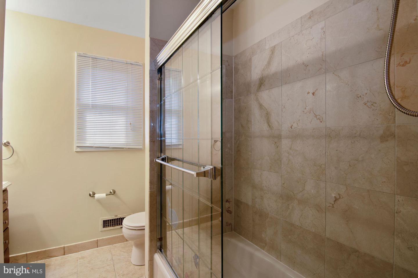 6807 Dean Dr Property Photo 32